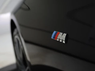 BMW 5 Serie BMW 5-serie 520d xDrive M-Sport | Leder | Sportstoelen |  Camera | Full LED | Trekhaak | Keyless | Navigatie | Sfeerverlichting | Climate control - afbeelding nr 27