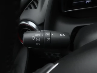 Mazda 2 Mazda 2 1.5 e-SkyActiv-G Homura Aka met Driver Assistance pakket en dakspoiler : dealer onderhouden - afbeelding nr 25