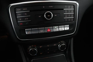 Mercedes-Benz A-Klasse Mercedes-Benz A-klasse 180 Ambition | Stoelverwarming | Full LED |  Sportstoelen | Navigatie | Half leder | Park Assist | Cruise control | Airco | Bluetooth - afbeelding nr 22