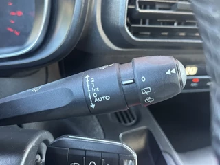 Citroën Berlingo Citroën Berlingo 1.2 PureTech Feel Praktisch, Zuinig & Helemaal Gezinsproof! - afbeelding nr 31