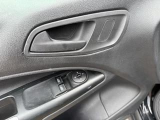 Ford Transit Connect Ford Transit Connect 1.5 TDCi Airco, Cruisecntrl, Navi, Cruisecntrl, Schuifdeur, 3-pers, Camera, Imperial, - afbeelding nr 15