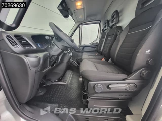 Iveco Daily Iveco Daily 35S21 210PK 3.0L Black Edition 2025 model ACC LED Trekhaak Camera Navi 12m3 Airco Trekhaak - afbeelding nr 11