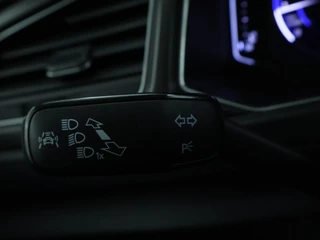 Volkswagen T-Roc Volkswagen T-Roc 1.0 TSI Style Business| Carplay | Virtual Dashboard |Trekhaak - afbeelding nr 23