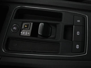 CUPRA Formentor CUPRA Formentor 2.0 TSI VZ | 310pk | Panoramadak | Leder |  Trekhaak | Stoel & stuurverwarming | Carplay | Adaptive cruise | Camera | Keyless | Full LED | Sportstoelen - afbeelding nr 22