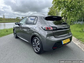 Peugeot 208 Peugeot 208 1.2 PureTech Allure|Virtual|101PK|Carplay|Camera - afbeelding nr 4