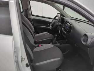 Toyota Aygo Toyota Aygo X 1.0 VVT-i MT Play, 1e Eig! Camera! Carplay! Zondag OPEN! - afbeelding nr 13