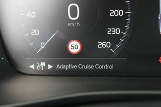 Volvo XC40 Volvo XC40 T3 Momentum Business | Parkeercamera | Stoelverwarming | Trekhaak | Pilot Assist | Keyless - afbeelding nr 13