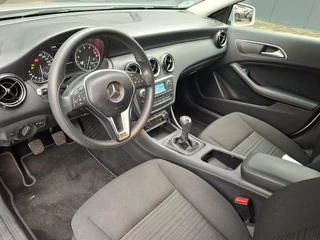 Mercedes-Benz A-Klasse Mercedes A-klasse 180 / LAGE KM STAND / NWE APK - afbeelding nr 10