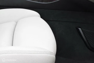 BMW 5 Serie BMW 520d Touring Luxury Mineralgrau Leder Pano HUD 360°Cam Comfortstoelen Keyless 18