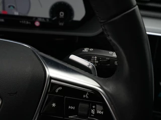 Audi e-tron Carplay Camera Headup Display Stoelverwarming - afbeelding nr 24