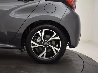 Toyota Yaris Toyota Yaris 1.5 Hybrid 115 Style | Stuur en Stoelverwarming | Parkeersensore - afbeelding nr 11
