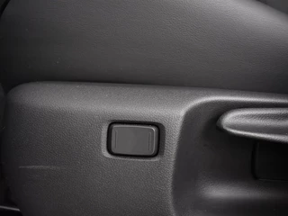 Lexus LBX Lexus LBX 1.5 Hybrid Elegant | Tech Pack | Parkeersensoren V+A | Leder - afbeelding nr 19