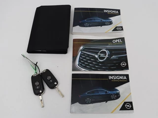 Opel Insignia Opel Insignia 1.5 Turbo Executive | Leder/Alcantara | Trekhaak |  Carplay | Navigatie | Climate control | Cruise control | Parkeerhulp - afbeelding nr 12