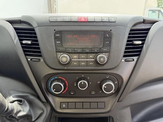 Iveco Daily Iveco Daily 35C12 2.3 Kipper Dubbellucht Trekhaak Airco Cruise Control Lucht Geveerde Stoel - afbeelding nr 16