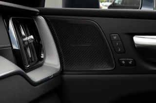 Volvo XC60 Volvo XC60 B4 Ultimate Bright|360 camera|Panorama|Google|H/K Audio - afbeelding nr 33