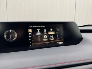 Lexus UX Lexus UX 250h F Sport Line|NL-Auto|Navi|LED|Apple CarPlay - afbeelding nr 26