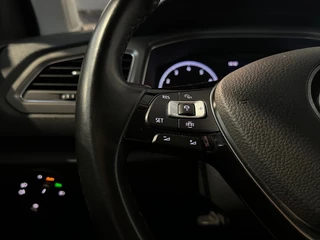 Volkswagen T-Roc Volkswagen T-Roc 1.5 TSI STYLE BNS RIJKLAAR l ACC l CLIMA l CAMERA l LMV l - afbeelding nr 19