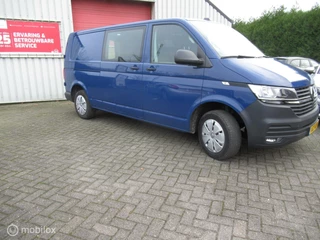 Volkswagen Transporter - 424156888-0