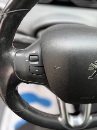Peugeot 208 Peugeot 208 1.2 PureTech Allure - afbeelding nr 31