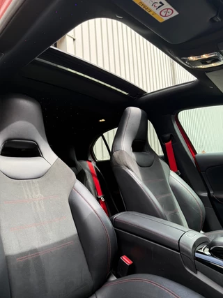 Mercedes-Benz A-Klasse Mercedes-Benz A-klasse AMG 35 4MATIC Edition 1|Pano|Burmester|Milltek|Sfeer|Hemelverlichting - afbeelding nr 28