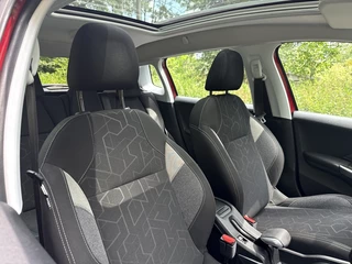 Peugeot 2008 Peugeot 2008 1.2 PureT. Blue Lion airco navi pano - afbeelding nr 23