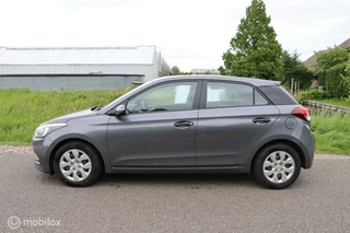 Hyundai i20 Hyundai i20 1.2 HP Business Edition / PDC / Climate Control - afbeelding nr 25