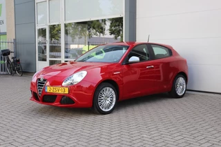Alfa Romeo Giulietta Alfa Romeo Giulietta 1.4 T IMPRESSION/ORG.NL/GEDOCUMENTEERD/ROSSO.ALFA - afbeelding nr 11