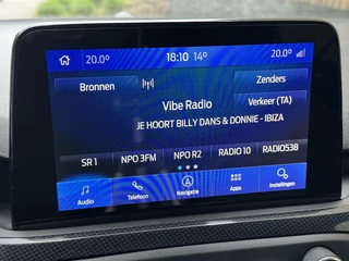 Ford Focus Ford Focus Wagon 1.0 EcoBoost Hybrid ST Line | Navigatiesysteem | Stoelverwarming | Stuurverwarming | LED verlichting | Apple CarPlay | Achteruitrijcamera | Inparkeerhulp | Parkeersensoren voor en achter - afbeelding nr 14