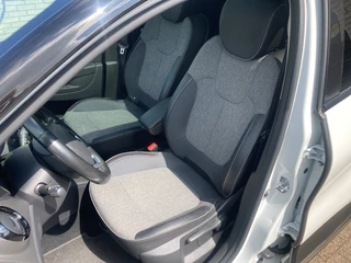 Renault Captur Renault Captur 1.3 TCe 150pk Intens AUTOMAAT / Pano dak - afbeelding nr 6