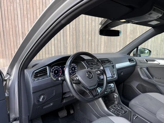 Volkswagen Tiguan Volkswagen Tiguan 1.4 TSI ACT R-Line, Wegkl.Trekhaak, CAMERA, ACC - afbeelding nr 14