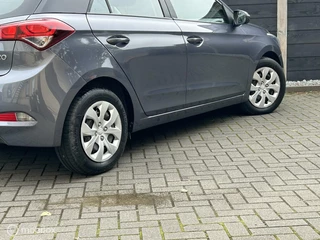 Hyundai i20 Hyundai i20 1.2 i-Drive Cool Airco / 80.897 KM dealer ond. - afbeelding nr 9