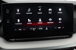 Škoda Octavia Skoda Octavia 1.4 TSI iV PHEV Business Edition | Camera |  Carplay | Navigatie | Full LED | Sfeerverlichting | Parkeerhulp | Climate control - afbeelding nr 20
