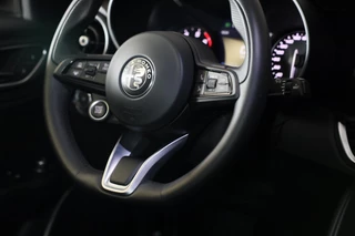 Alfa Romeo Giulia Alfa Romeo GIULIA 2.0 T GME AWD Ti 280 Pk / FACELIFT / Aut / Navi / Camera / Memory / Acc / Lane Assist / Led / 19 Inch - afbeelding nr 7