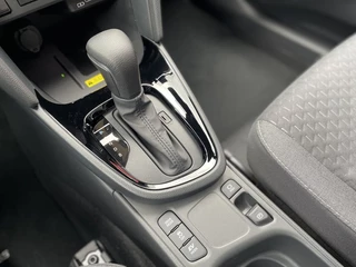 Toyota Yaris Cross Toyota Yaris Cross 1.5 Hybrid 130 Dynamic | Comfort Pack | Sensoren v/a | Stoelverw - afbeelding nr 24