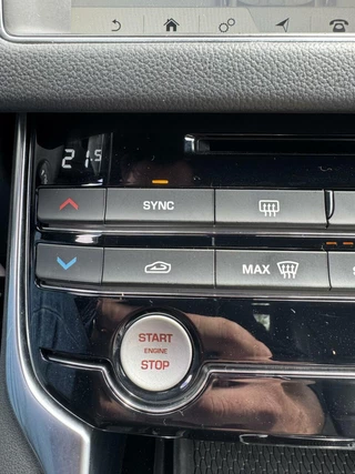 Jaguar XF Jaguar XF 2.0 200pk Automaat R-Sport,Portfolio,Navi,Xenon,18