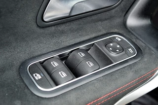 Mercedes-Benz A-Klasse Rijklaarprijs-Garantie Led Navigatie Sfeerverlichting Sport Interieur - afbeelding nr 25