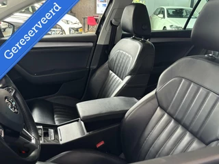 Škoda Superb Skoda Superb Combi 2.0 TDI 150 pk DSG Style Buss. | Navi | Pano | ACC | LED | Leder | Canton | 19