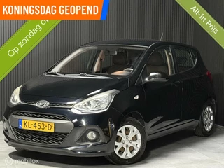 Hyundai i10 - 303043036-0