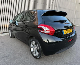 Peugeot 208 Peugeot 208 1.2 e-VTi Roland Garros - Pano - Leer - afbeelding nr 3