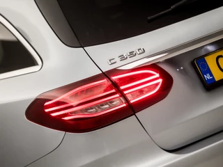 Mercedes-Benz C-Klasse 279Pk Automaat (GROOT NAVI, LUCHTVERING, CAMERA, LEDER, STOELVERWARMING, GETINT GLAS, ELEK SPORTSTOELEN, ELEK ACHTERKLEP, ZWART HEMEL, NIEUWE APK, NIEUWSTAAT) - afbeelding nr 30