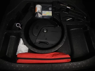 Mazda CX-30 Mazda CX-30 2.0 SkyActiv-X Luxury i-Activesense automaat : dealer onderhouden - afbeelding nr 19