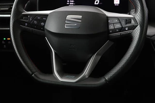 SEAT Leon SEAT Leon 1.5 eTSI FR | Stoel & stuurverwarming | Trekhaak |  Carplay | Navigatie | Adaptive cruise | Sportstoelen | Full LED - afbeelding nr 12