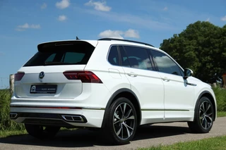 Volkswagen Tiguan Volkswagen Tiguan 1.5 TSI / 2x R-Line / Virtual Cockpit / Camera / Matrix LED / Trekhaak / 20