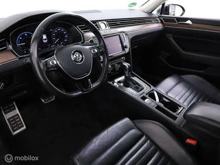 Volkswagen Passat Volkswagen Passat 1.4 TSI GTE Highline Pano LED Virtual Leer Standkachel - afbeelding nr 4