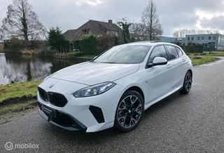 BMW 1 Serie 123 xDrive / Pano / 360' camera / Navi