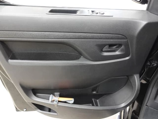 Peugeot Expert Peugeot Expert 2.0 BlueHDI 145PK L3 Automaat Airco Navigatie Trekhaak Cruise Control - afbeelding nr 17