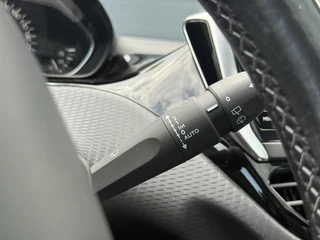 Peugeot 208 Peugeot 208 1.2 PureTech Allure Navi,Pano,Camera,Clima,Cruise,Apple Carplay,N.A.P,110pk,APK tot 09-2026 - afbeelding nr 21
