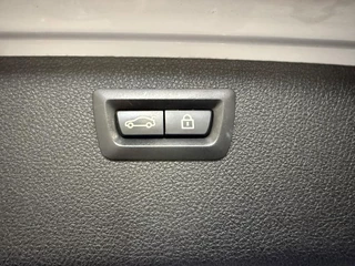 BMW 3 Serie BMW 320i Touring AUT M-Sport Stoelvw Pano NaviProf Trekhaak - afbeelding nr 44