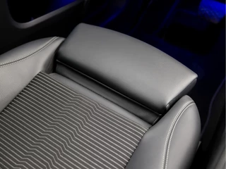Mercedes-Benz B-Klasse 218Pk Automaat (APPLE CARPLAY, SFEERVERLICHTING, GROOT NAVI, WIDE SCREEN, CAMERA, LEDER, STOELVERWARMING, SPORTSTOELEN, KEYLESS, DAB+, ZWART HEMEL, NIEUWSTAAT) - afbeelding nr 34