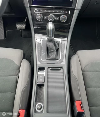 Volkswagen Golf Volkswagen Golf 1.5 TSI DSG 150PK PANO/KEYL/ACC/VOL - afbeelding nr 36